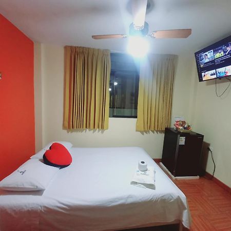 Hotel Humboldt 齐克拉约 外观 照片